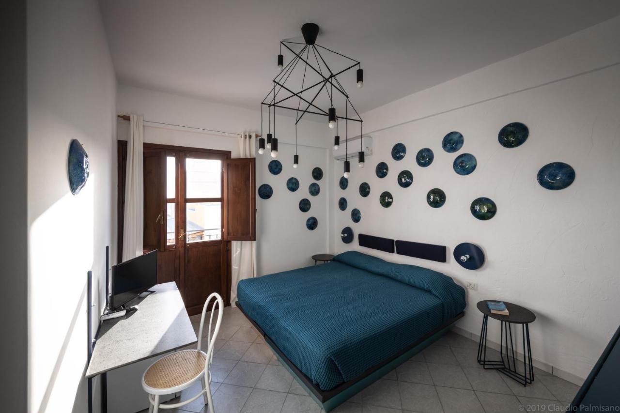 Hotel Pelaghea Linosa Exterior photo